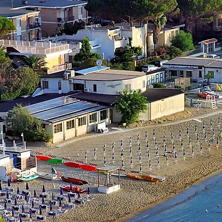 伊尔甘比亚诺酒店 酒店